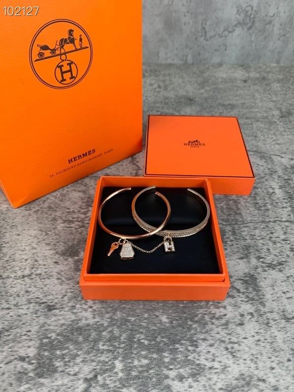 18K Kelly Hermès Cadenas Bracelet