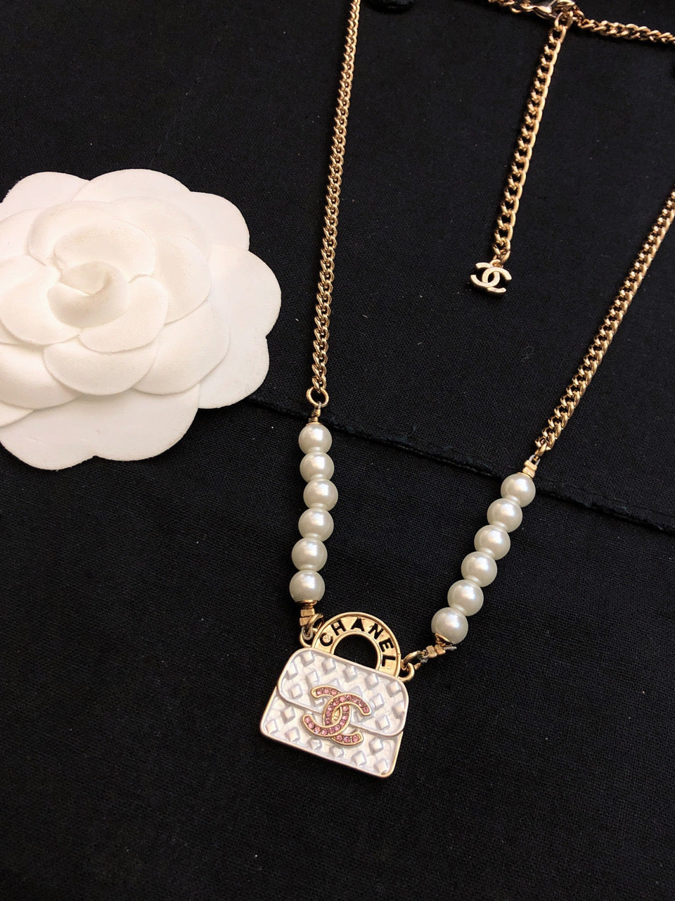 18K Chanel Pearls Bag Pendant Necklace