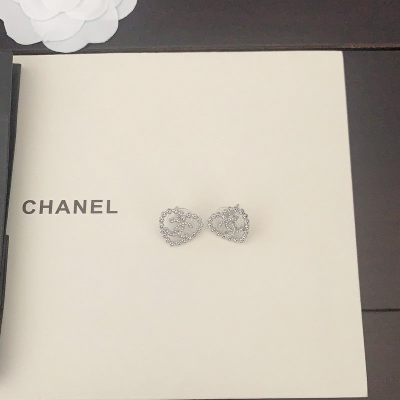 18K Chanel Black Heart Diamond Earrings