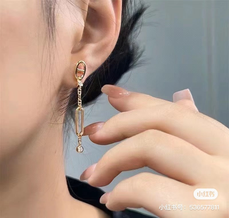 18K Chaine D'ancre Chaos Hermès Earrings