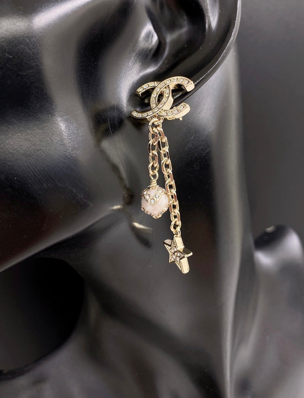 18K Chanel Star Pearls Earrings