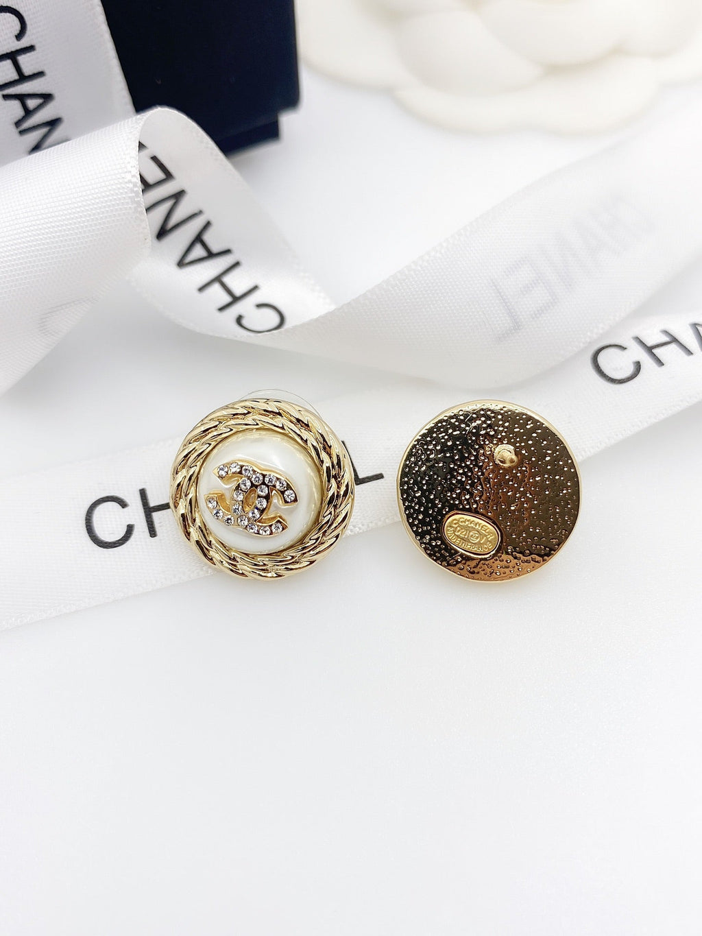 18K Chanel White Pearl Earrings