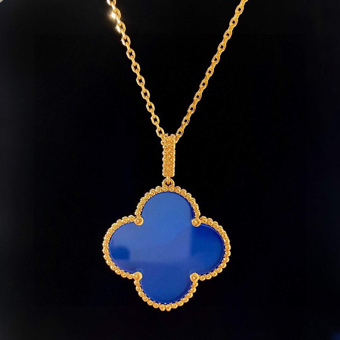 18K Van Cleef & Arpels Magic Alhambra Agate Clover Necklace