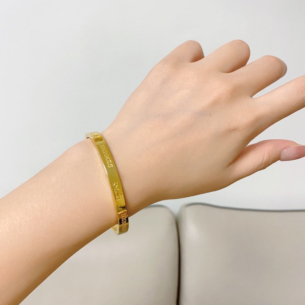 18K Hermès Bracelet