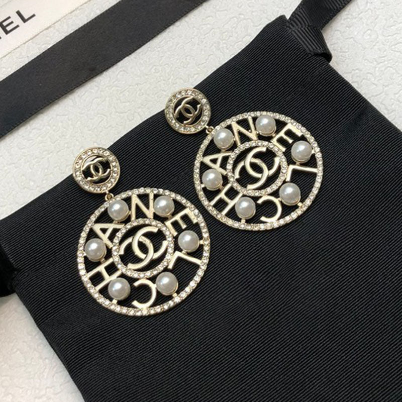 18K Chanel Circle Pearl Pendant Earrings