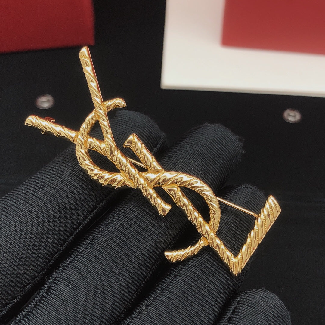 18K Saint Laurent YSL Gold Brooch