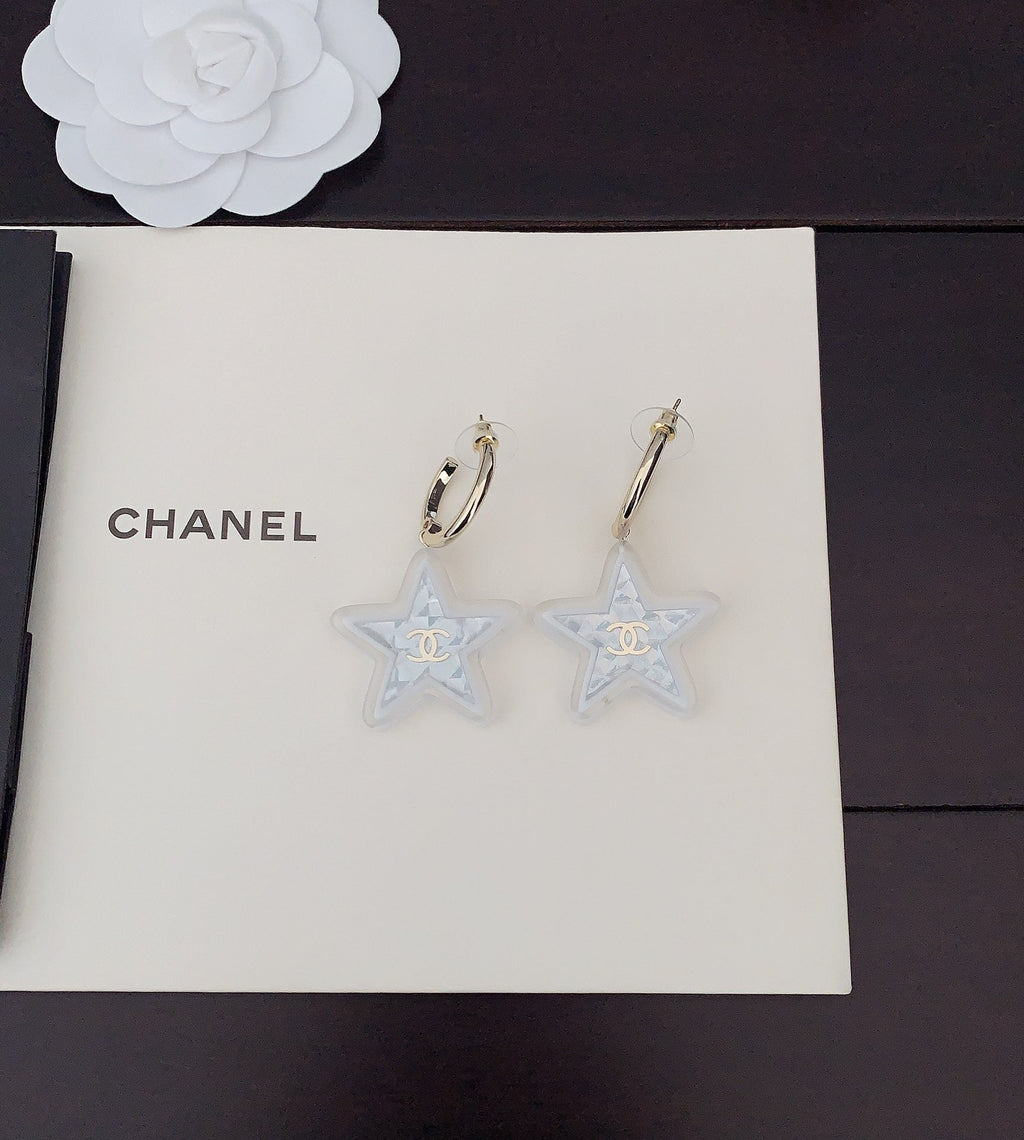 18K Chanel Star Earrings