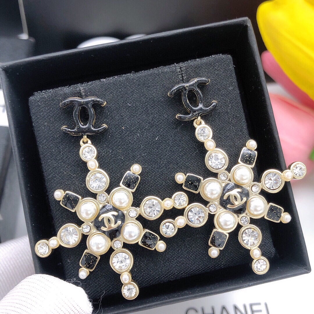 18K Chanel Snow Flowers Earrings