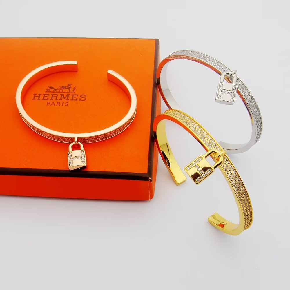 18K Kelly Hermès Lock Vintage Hermès Bracelet