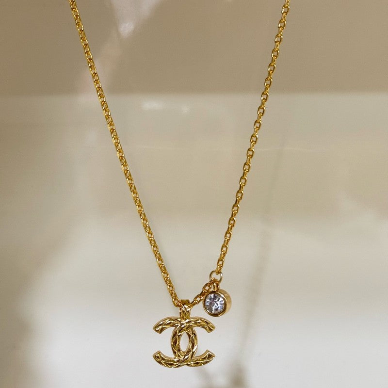 18K Chanel 26P Diamond Gold Necklace