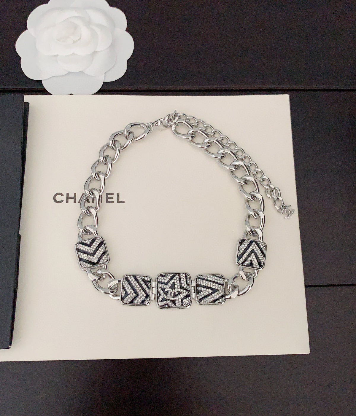 18K Chanel Star Diamonds Necklace