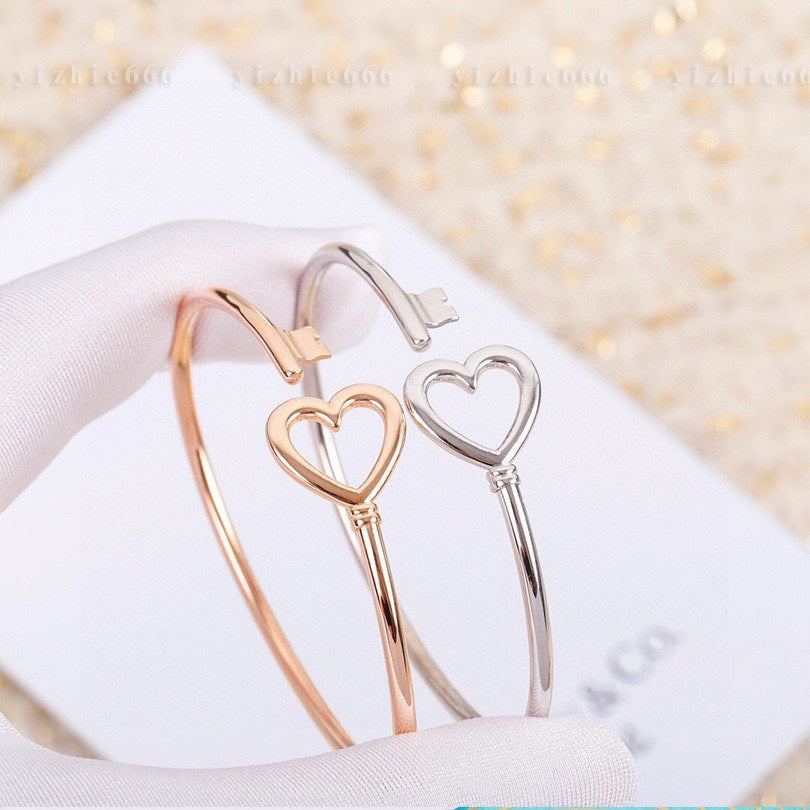 18K Tiffany & Co. Heart Key Wire Bracelet