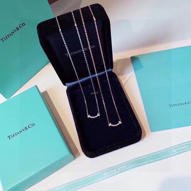 18K Tiffany & Co. Small Diamond Pendant Necklace