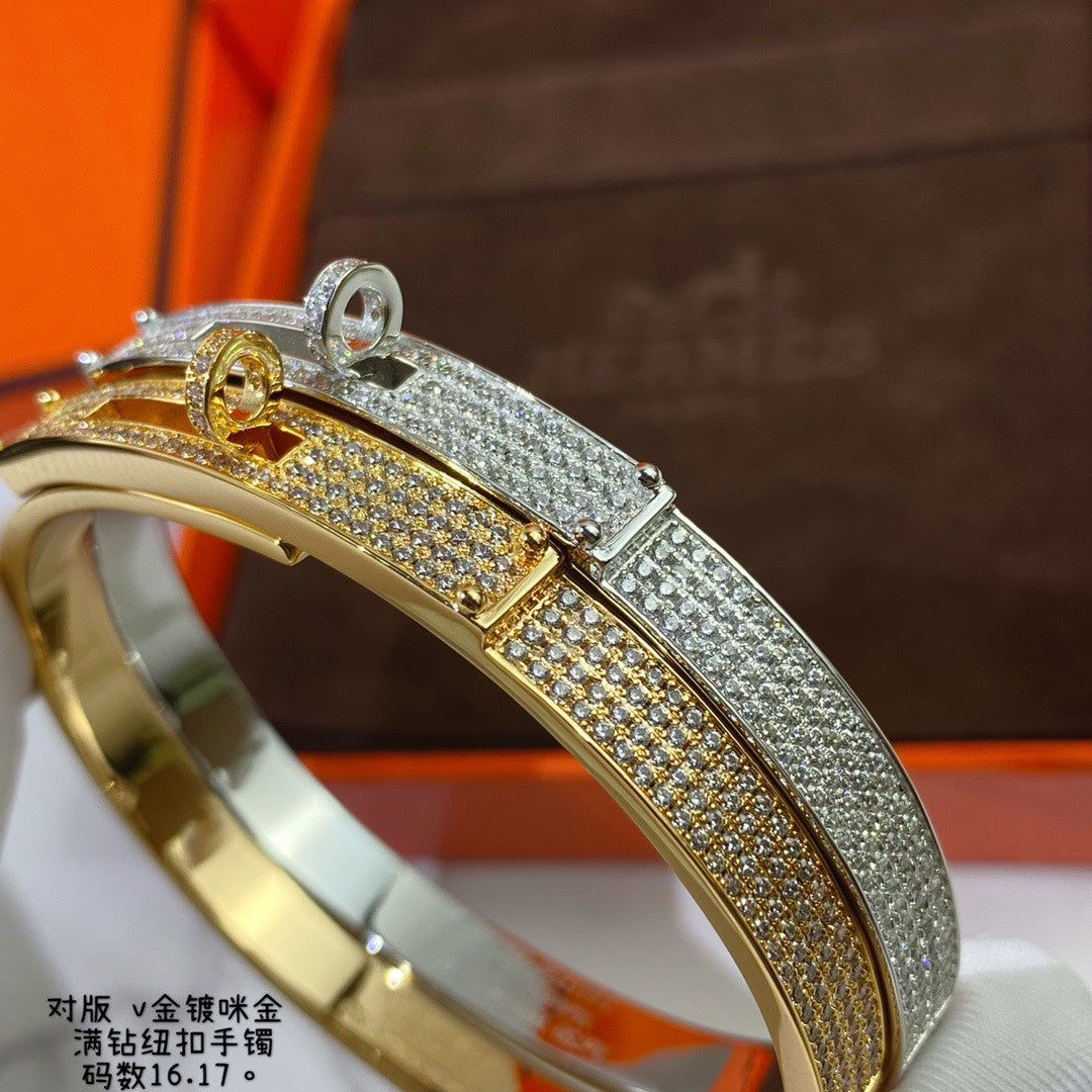 18K Yellow Gold Kelly Diamonds Hermès Bracelet