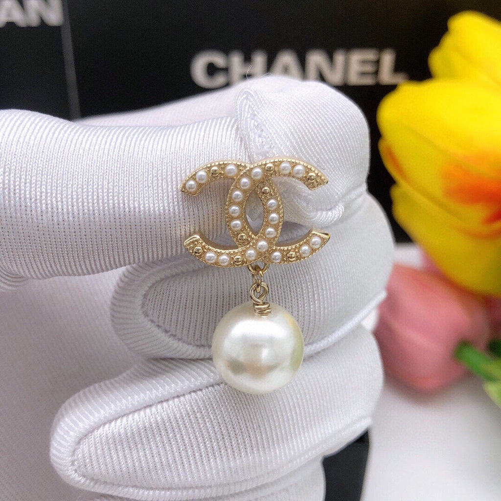 18K Chanel Pearl Drop Earrings