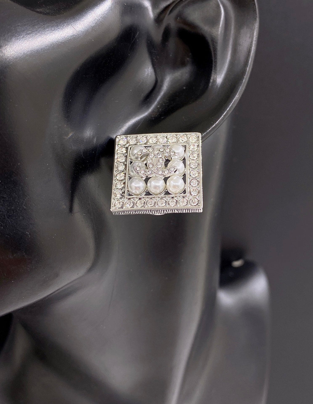 18K Chanel Square Diamond Earrings