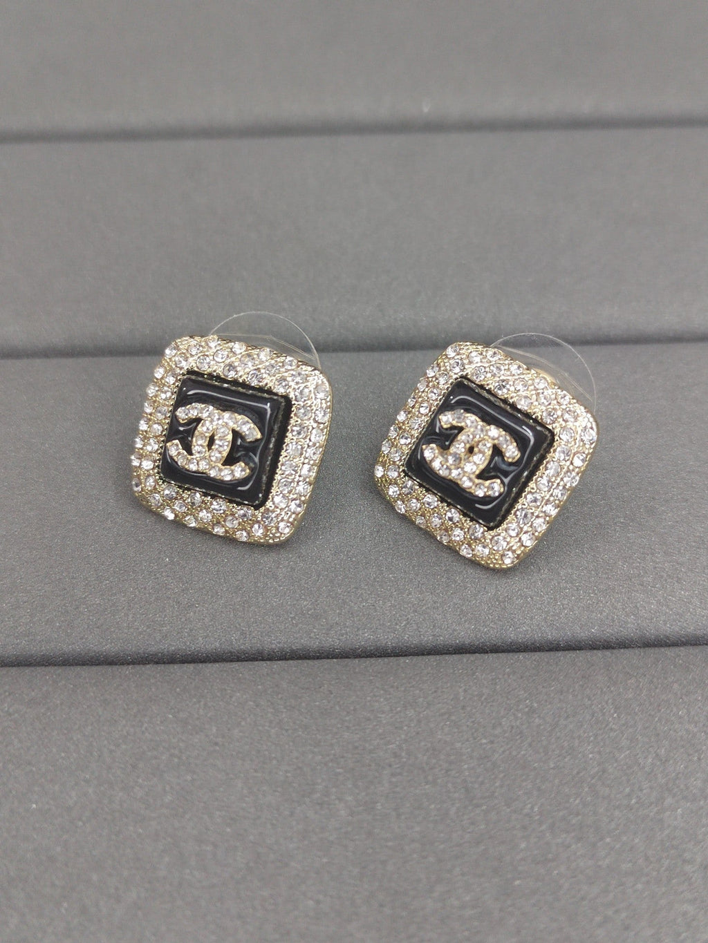18K Chanel Diamond Square Black Earrings