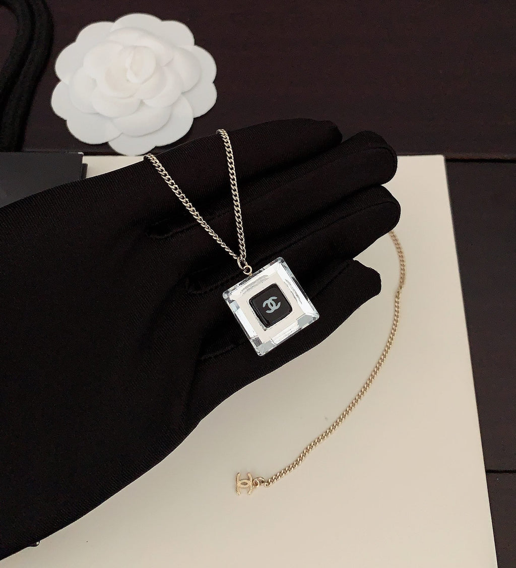 18K Chanel Crystals Necklace