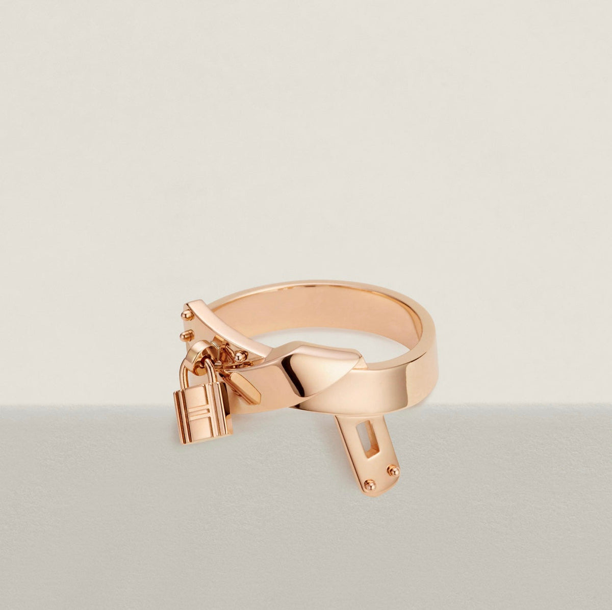 18K Kelly Gavroche Hermès Ring