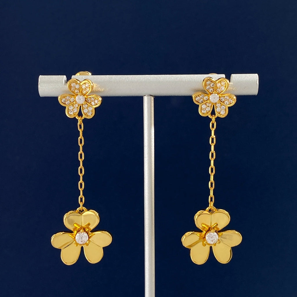 18K Van Cleef & Arpels Frivole Pendant Earrings