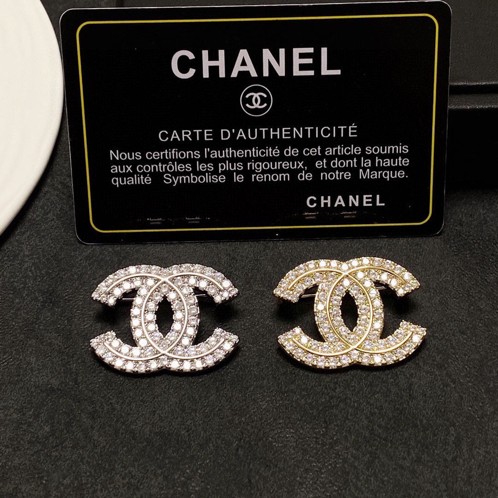 18K Chanel Diamonds Set Broochs
