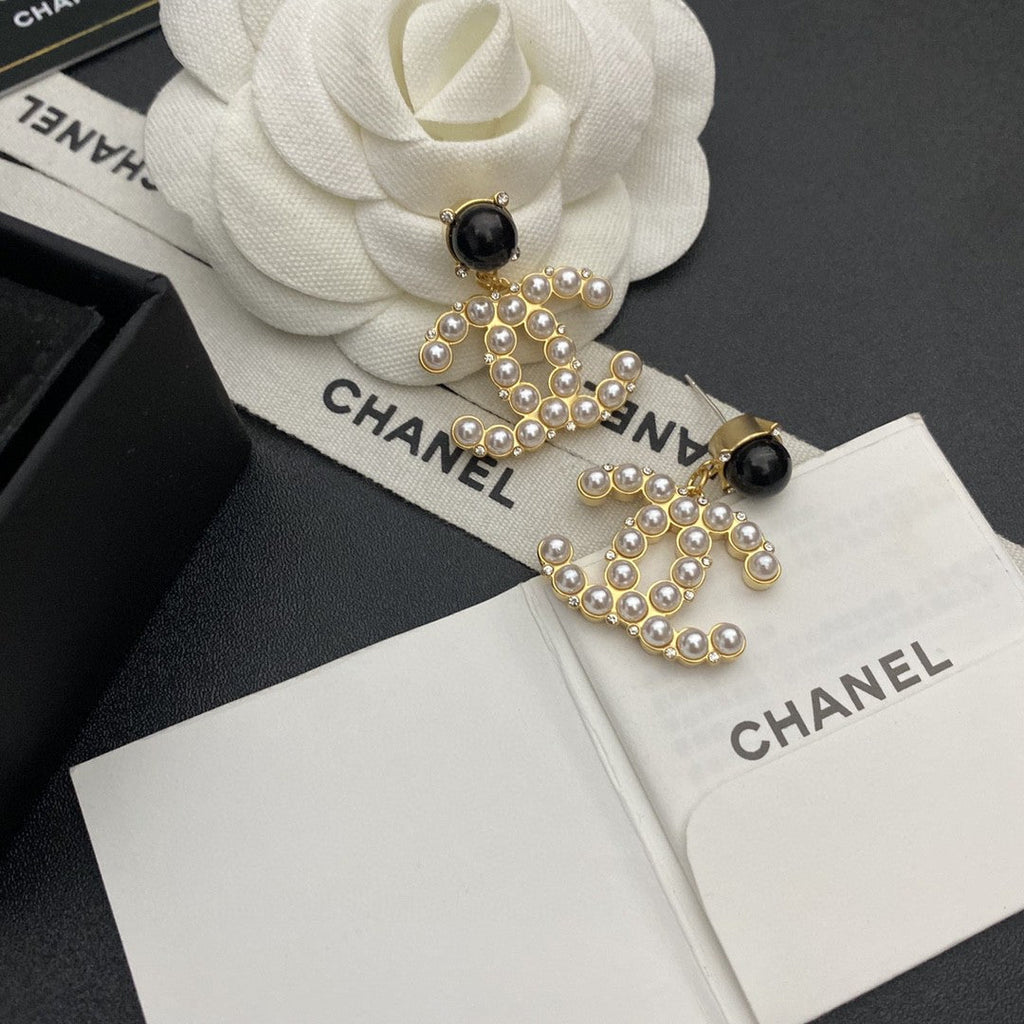 18K Pearl Chanel Pendant Earrings