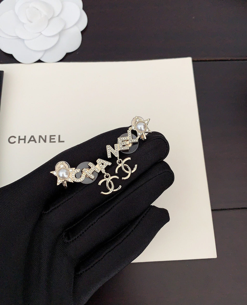 18K Chanel Script Diamonds Earrings
