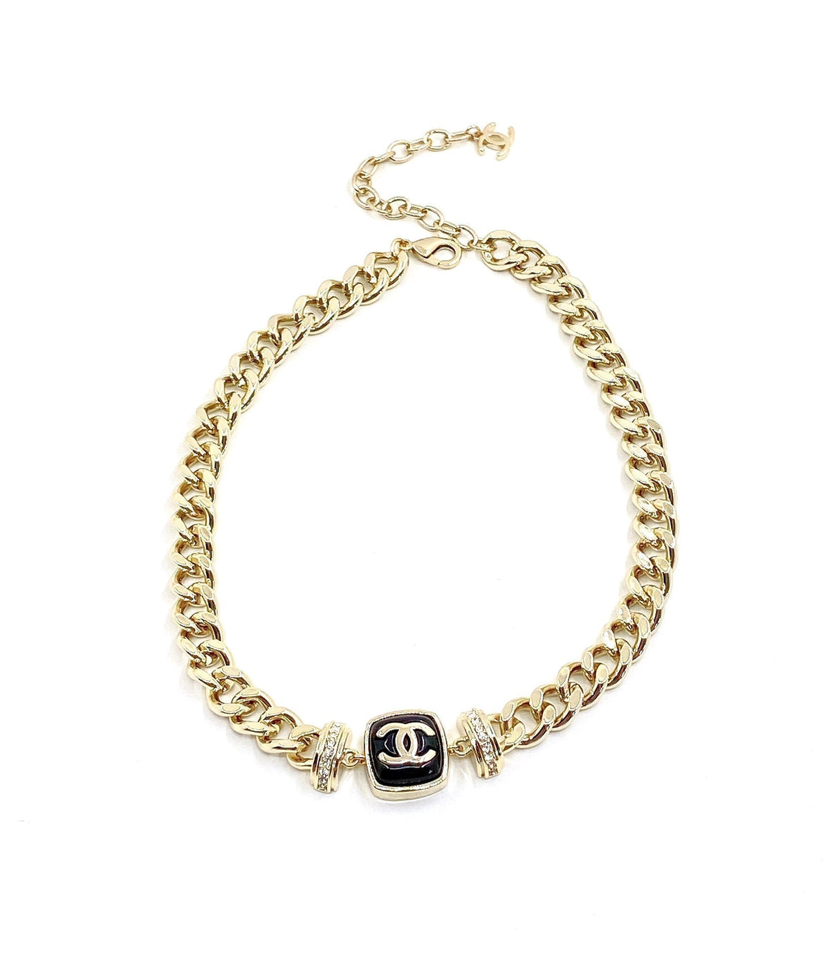 18K Chanel Diamonds Necklace