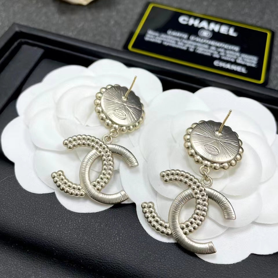18K Chanel Diamond Drop Earrings