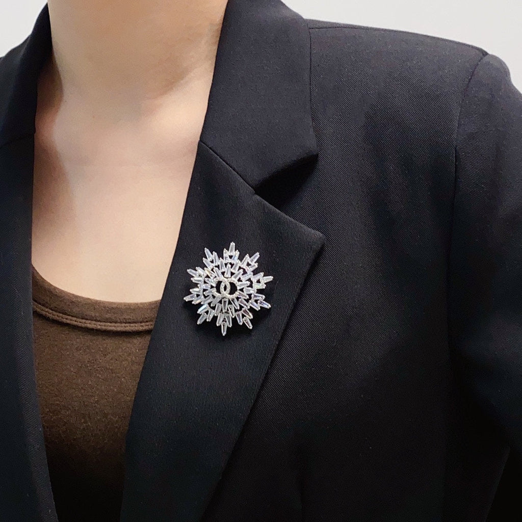 18K Chanel Snow Flower Brooch