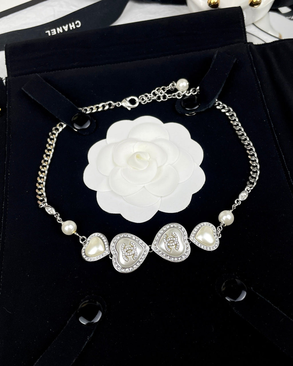 18K Chanel Heart Crystals Necklace