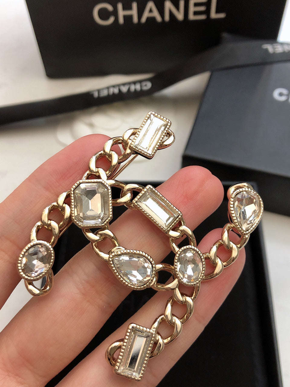 18K Chanel Crystals Strass Brooch