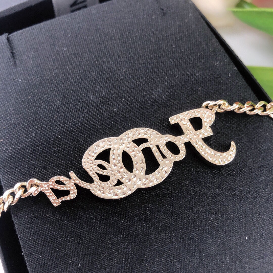 18K Chanel Forever Necklace