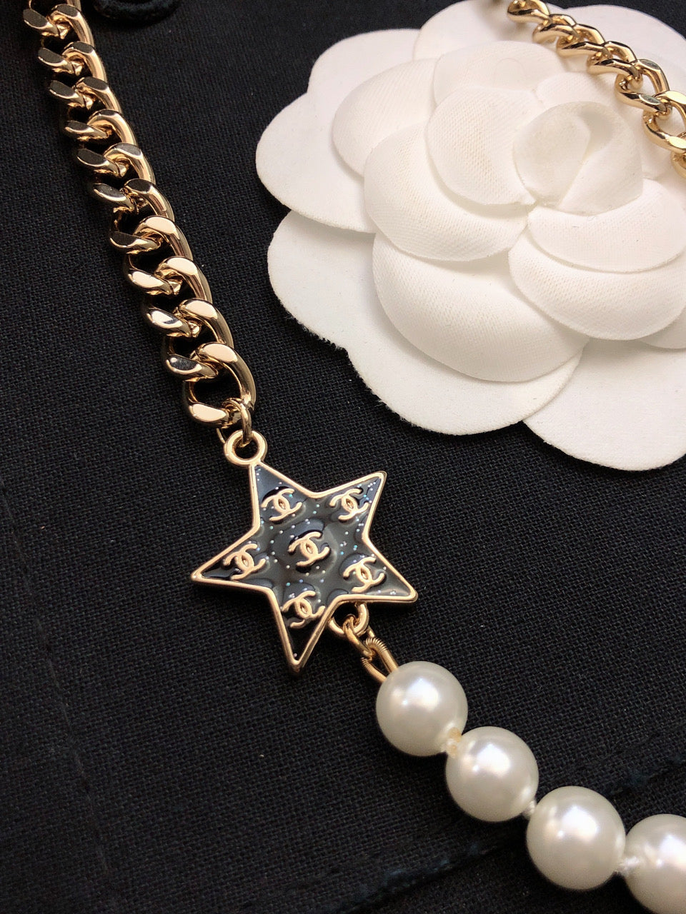 18K Chanel Star Pearls Necklace