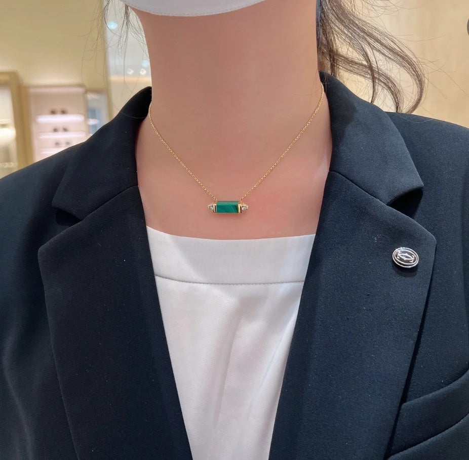 18K Cartier Les Berlingots De Malachite Necklace