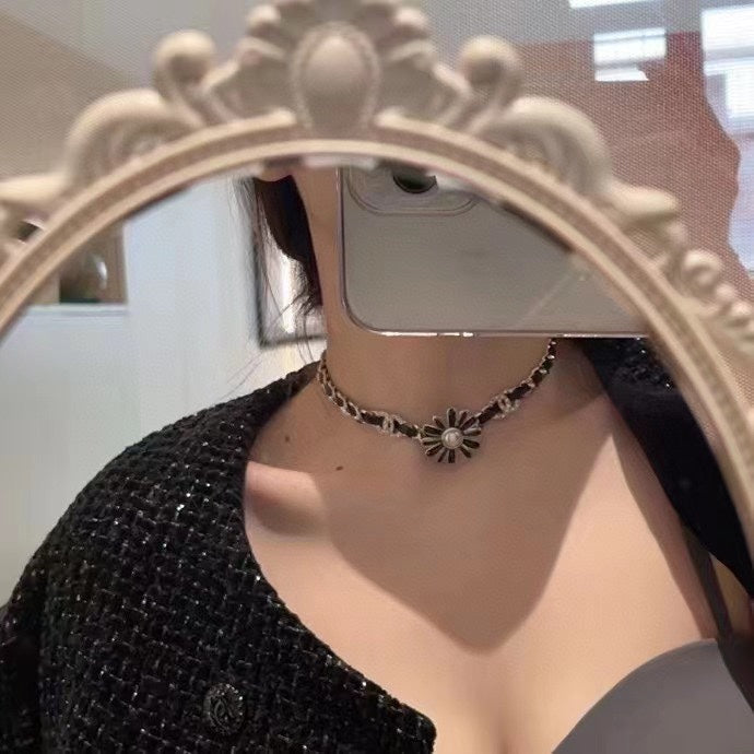 18K Chanel Flower Leather Choker Necklace