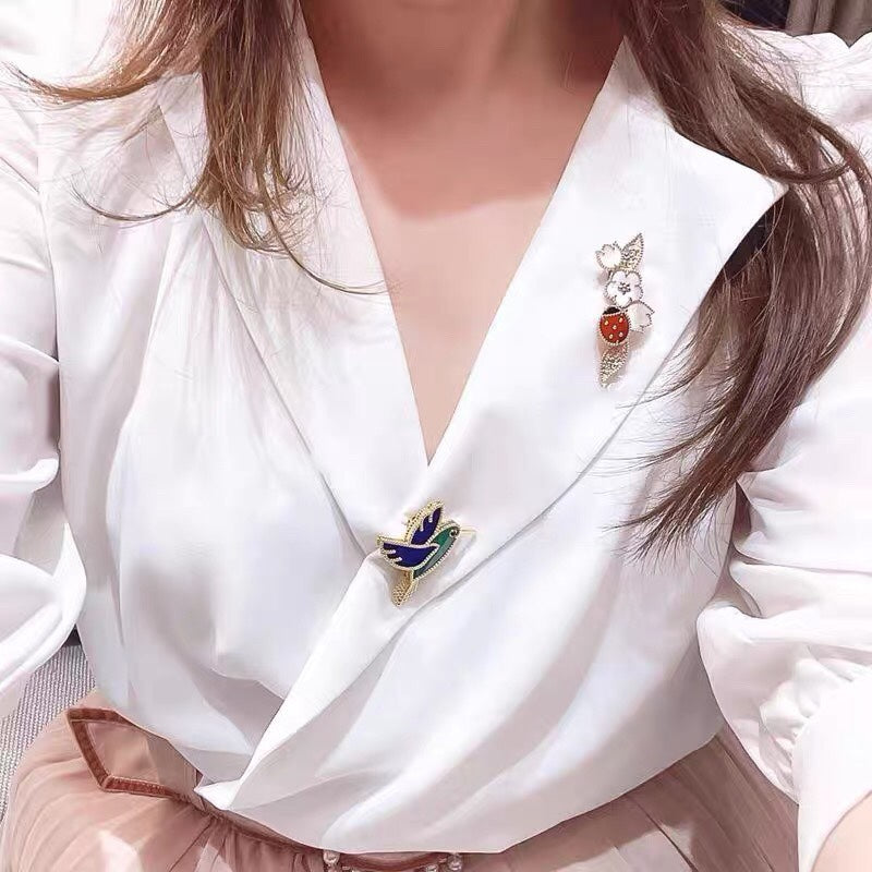 18K Van Cleef & Arpels Lucky Spring Clip Brooch