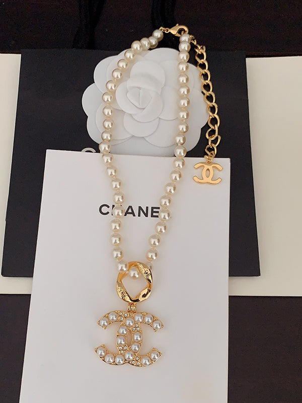 18K Chanel Classic Pearl Necklace