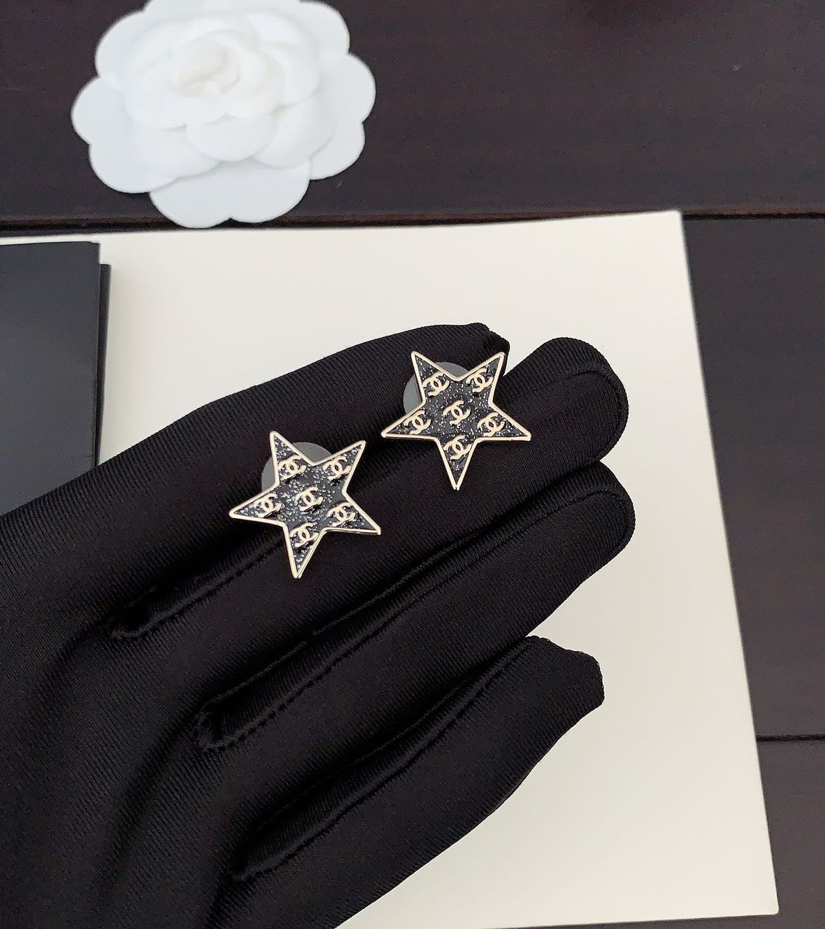 18K Chanel Star Earrings