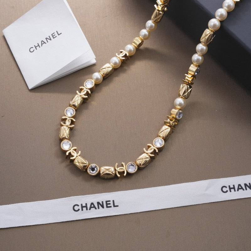 18K Chanel 26C Crystal Long Necklace