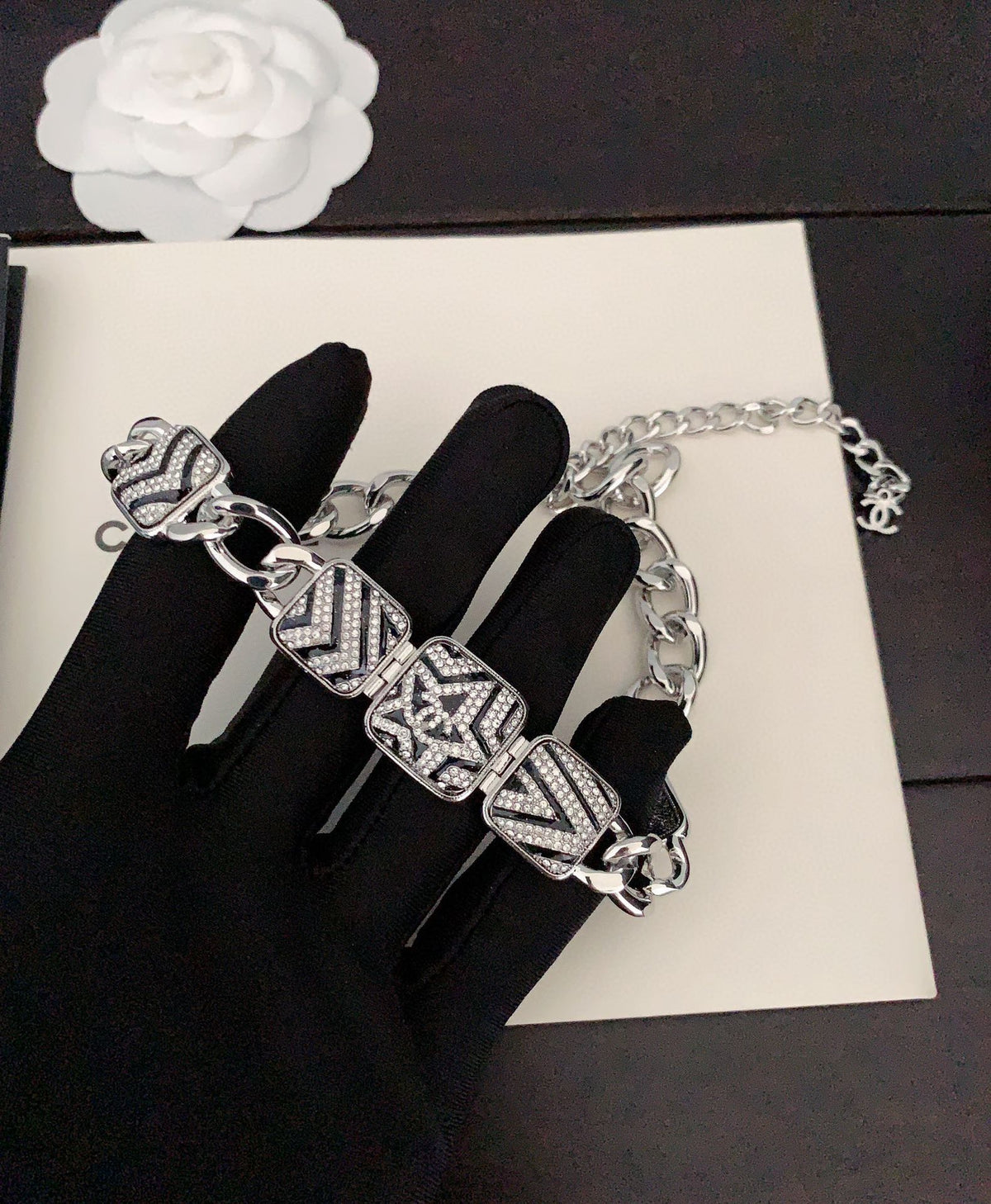 18K Chanel Star Diamonds Necklace