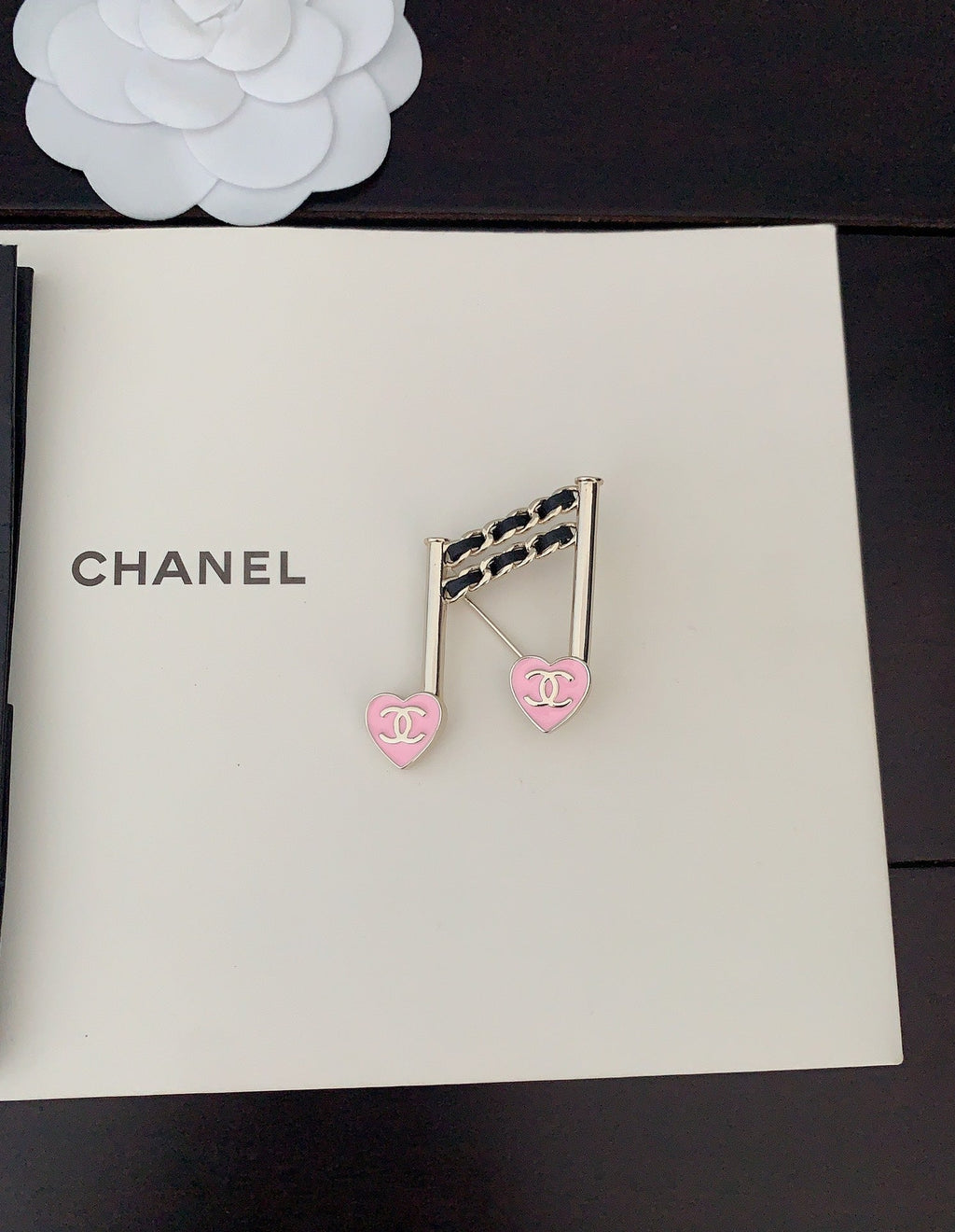 18K Chanel Music Symbol Brooch