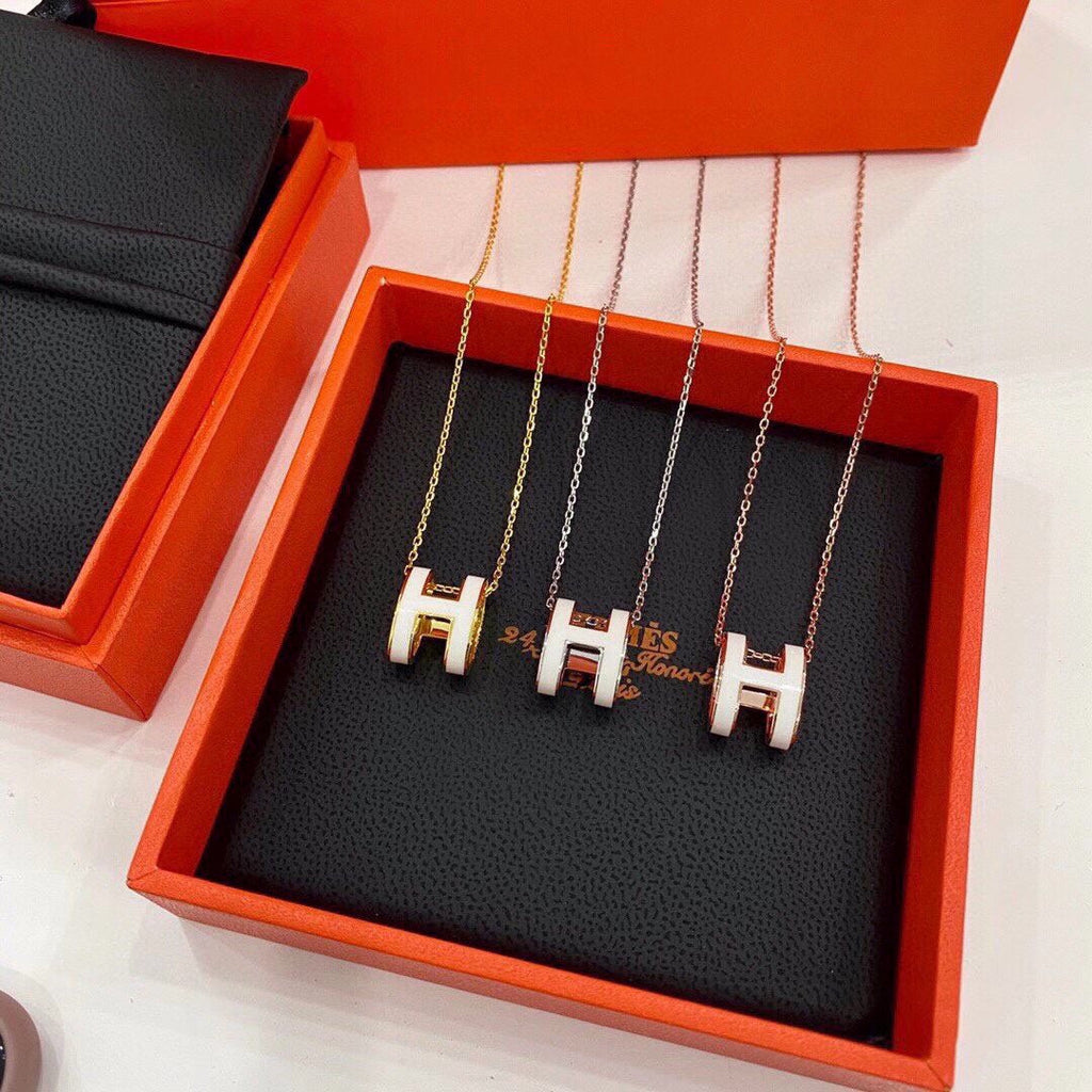 18K Mini Pop Hermès White Necklace