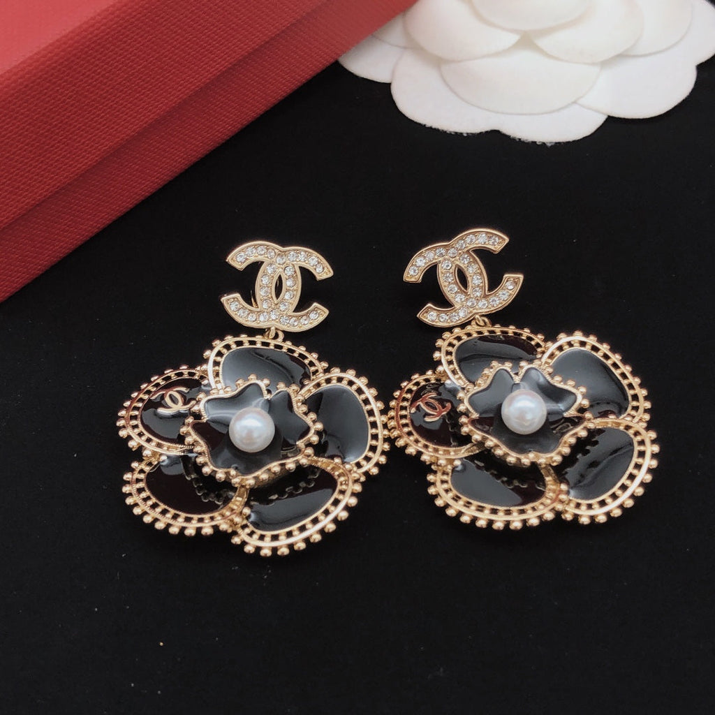 18K Chanel Camellia Diamond Earrings
