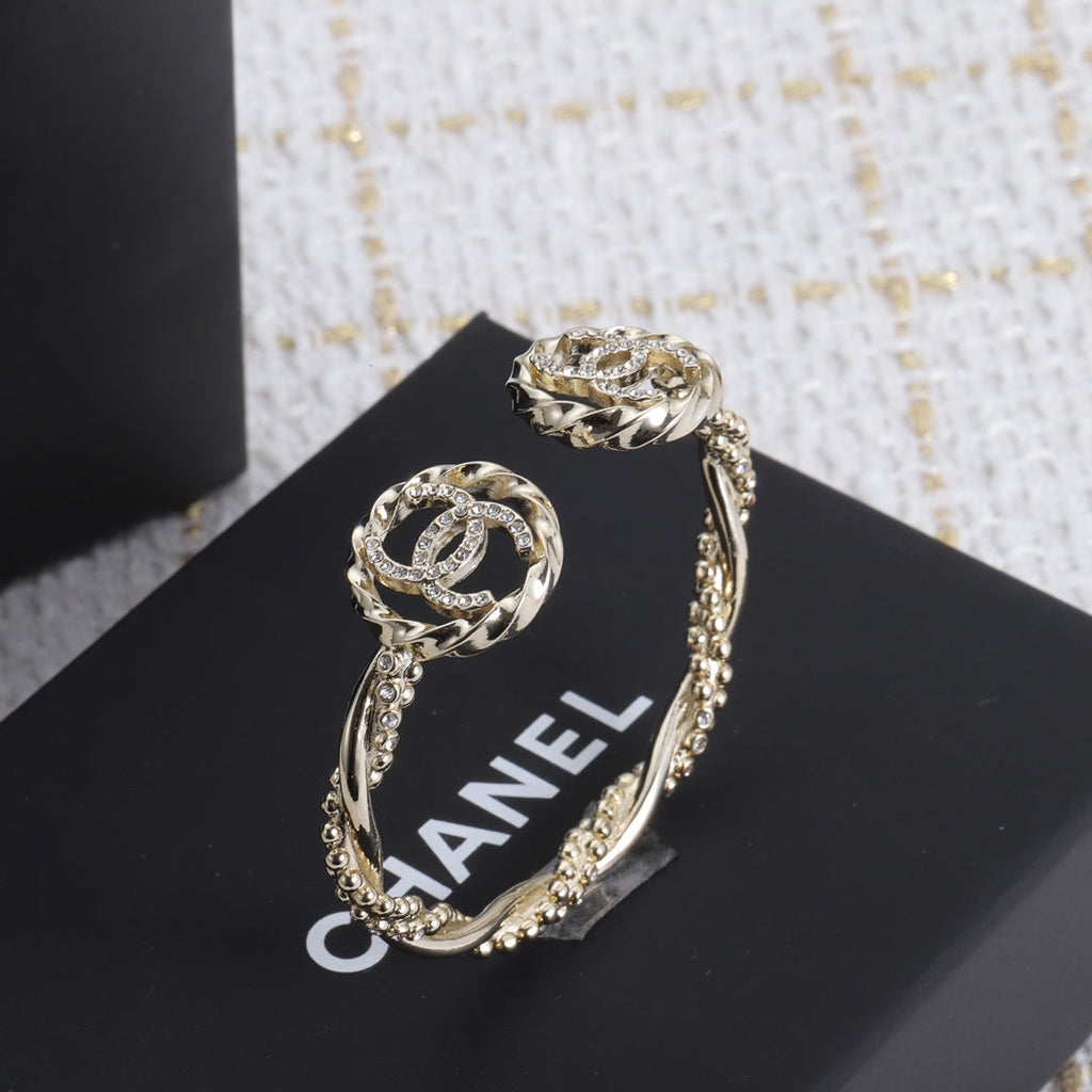 18K Double Chanel Open Bracelet
