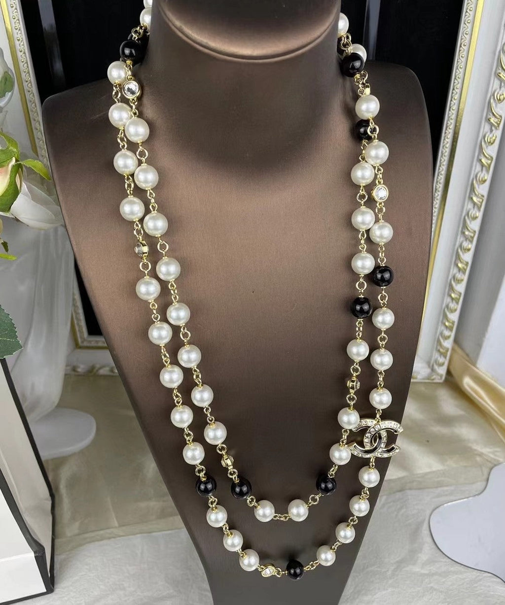 18K Chanel 23S Long Pearls Necklace
