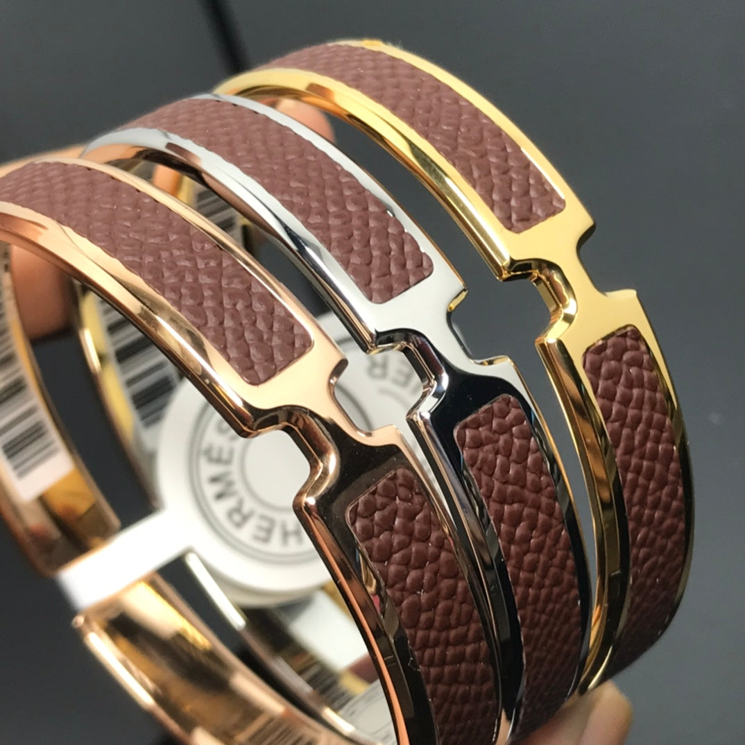 18K Olympe Light Brown Hermès Bracelet