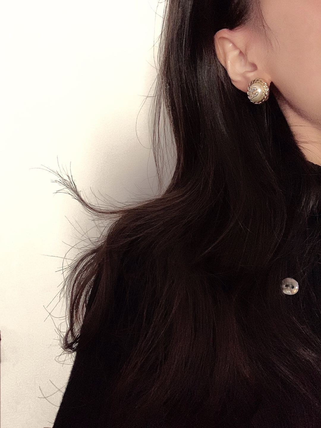 18K Chanel White Pearl Earrings