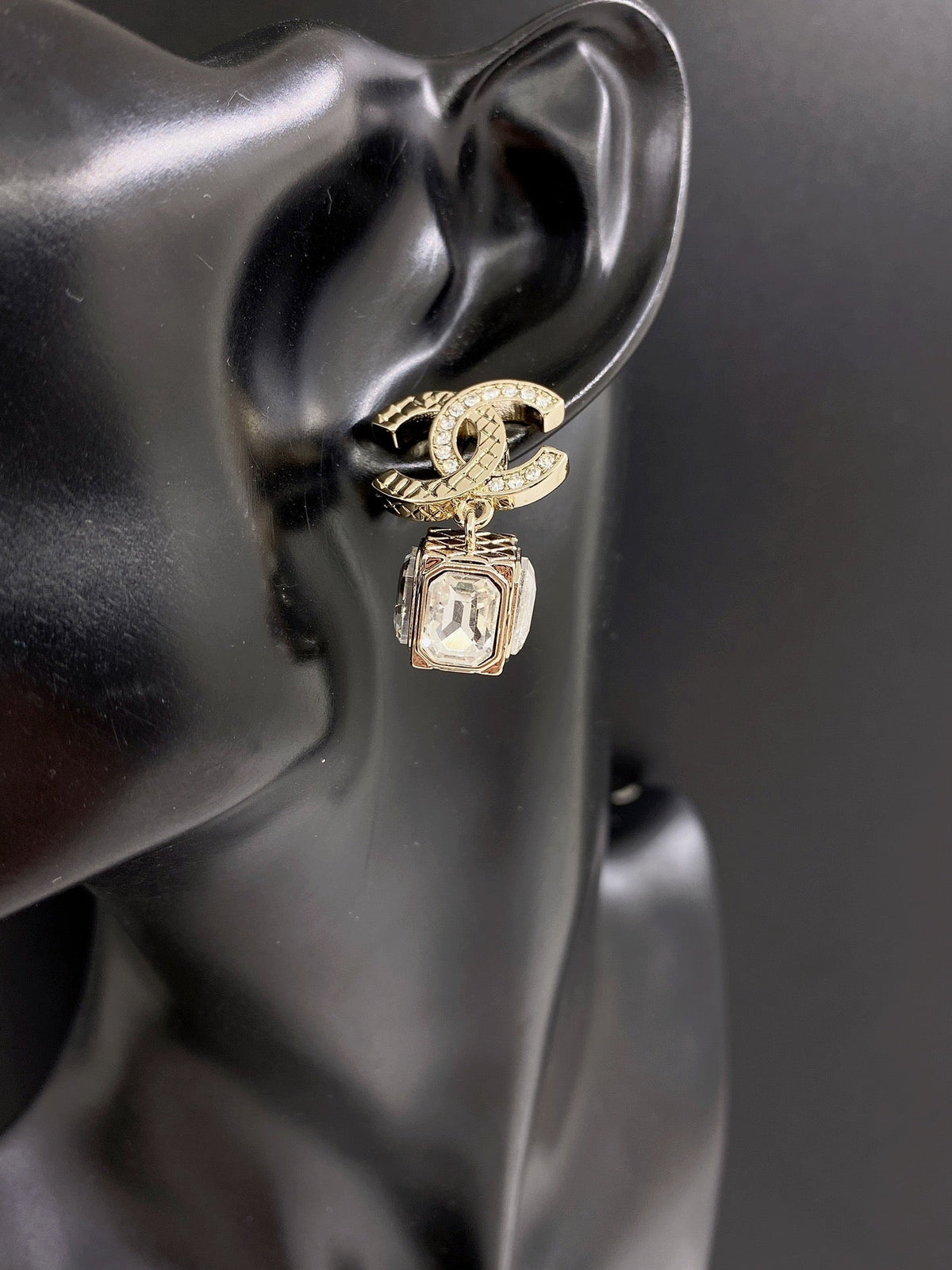 18K Chanel Square Crystal Pendant Earrings