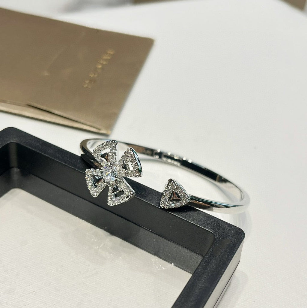 18K BVLGARI Fiorever Diamonds Bracelet